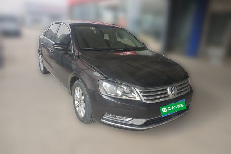Used Volkswagen Magotan 2013 1.8TSI Premier Model Front Right 45 Deg
