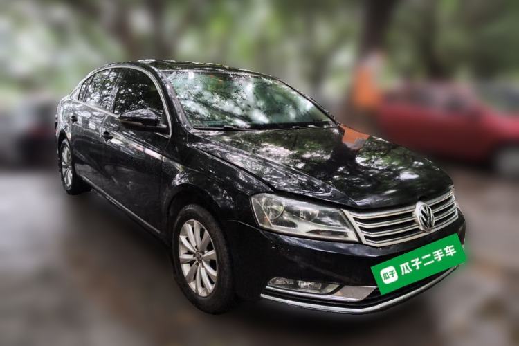 Used Volkswagen Magotan 2013 1.8TSI Premier Model Front Right 45 Deg