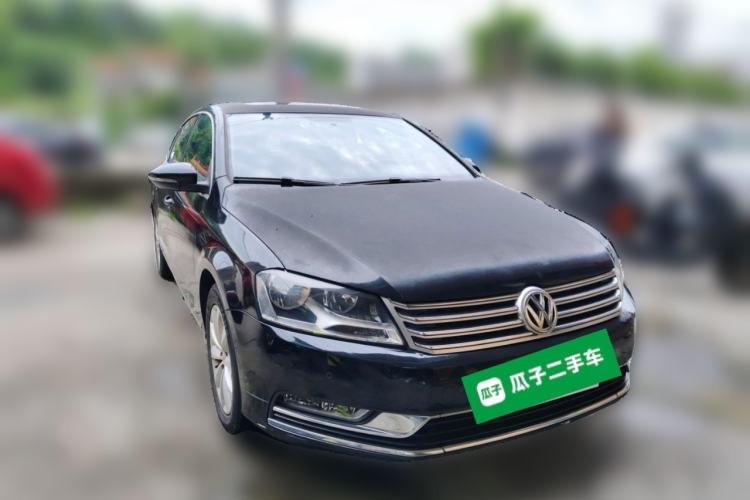 Used Volkswagen Magotan 2013 1.8TSI Premier Model Front Right 45 Deg