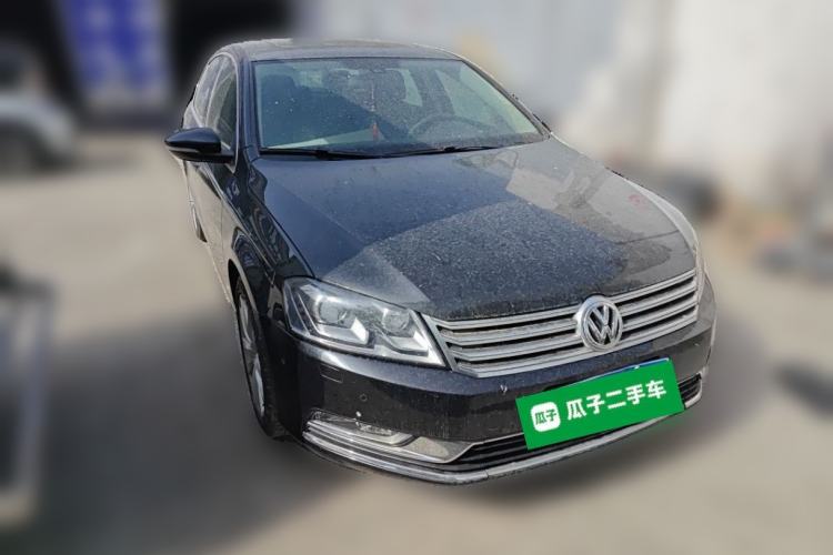 Used Volkswagen Magotan 2013 1.8TSI Prestige Model Front Right 45 Deg