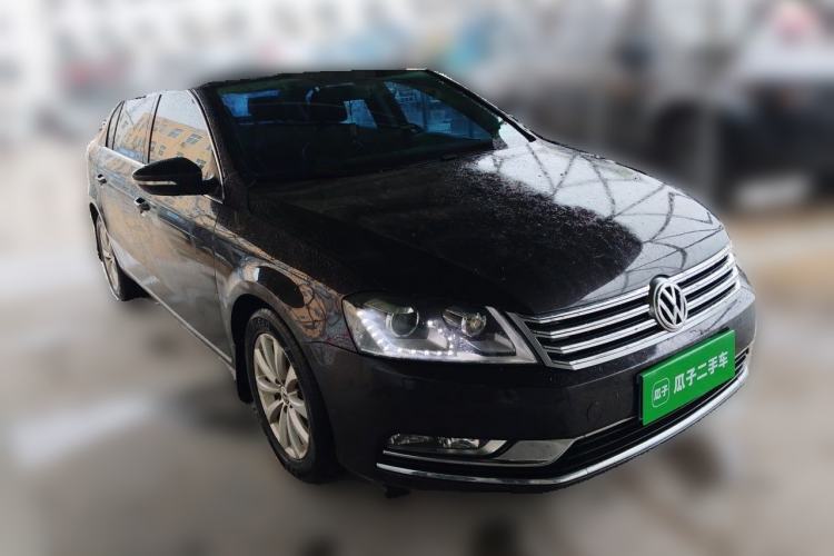 Used Volkswagen Magotan 2013 2.0 TSI Luxury Model Front Right 45 Deg