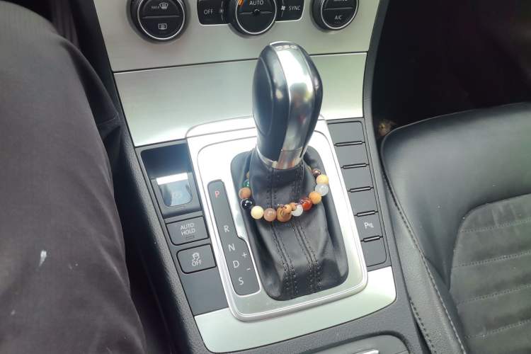 Used Volkswagen Magotan 2013 1.8TSI Luxury Model Gear Lever