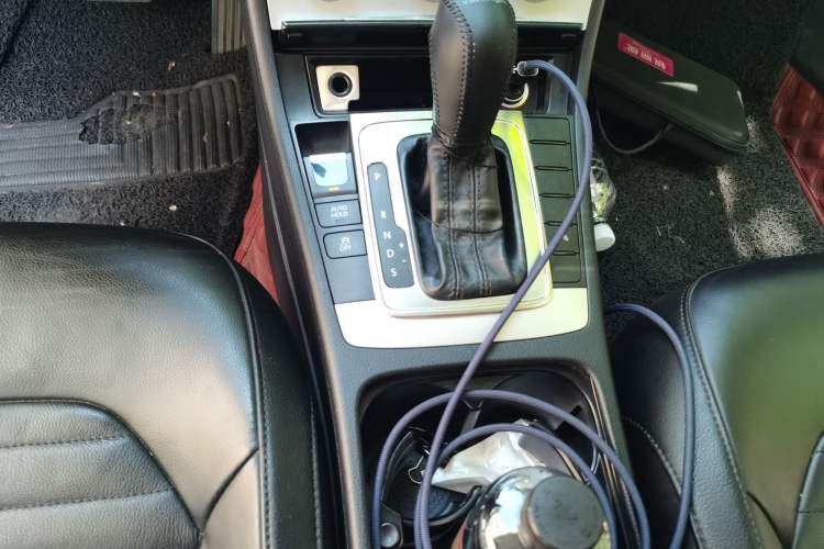 Used Volkswagen Magotan 2013 1.8TSI Luxury Model Gear Lever