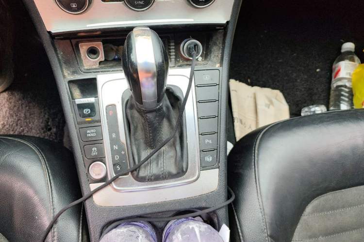 Used Volkswagen Magotan 2013 2.0 TSI Prestige Model Gear Lever