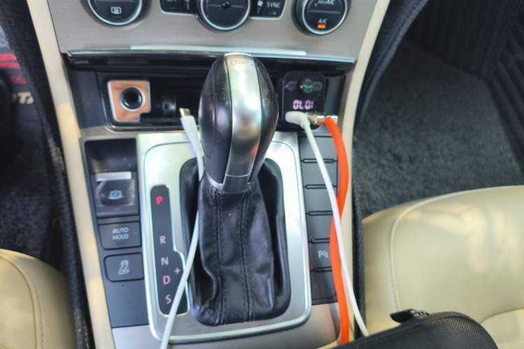 Used Volkswagen Magotan 2013 1.8TSI Luxury Model Gear Lever