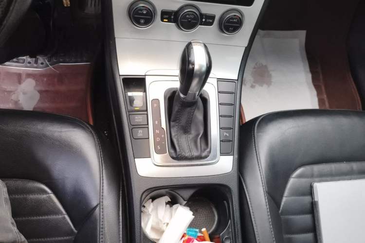 Used Volkswagen Magotan 2013 1.8TSI Luxury Model Gear Lever