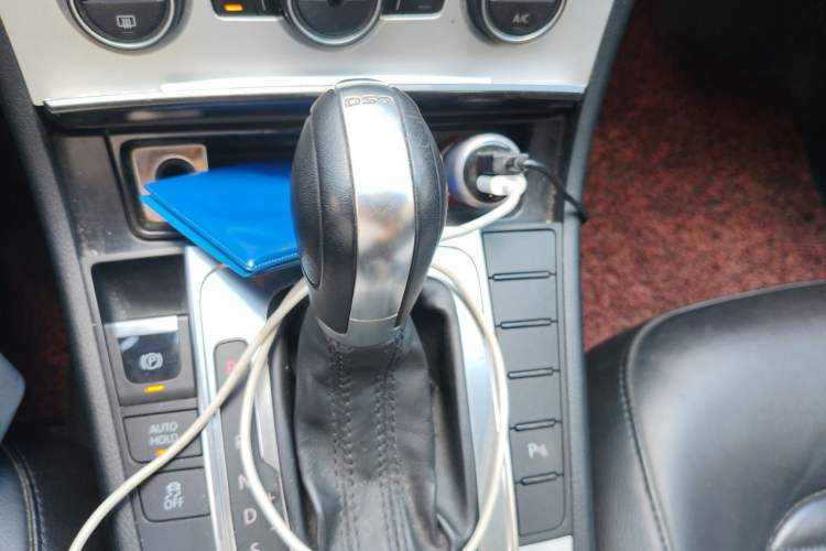 Used Volkswagen Magotan 2013 2.0 TSI Luxury Model Gear Lever