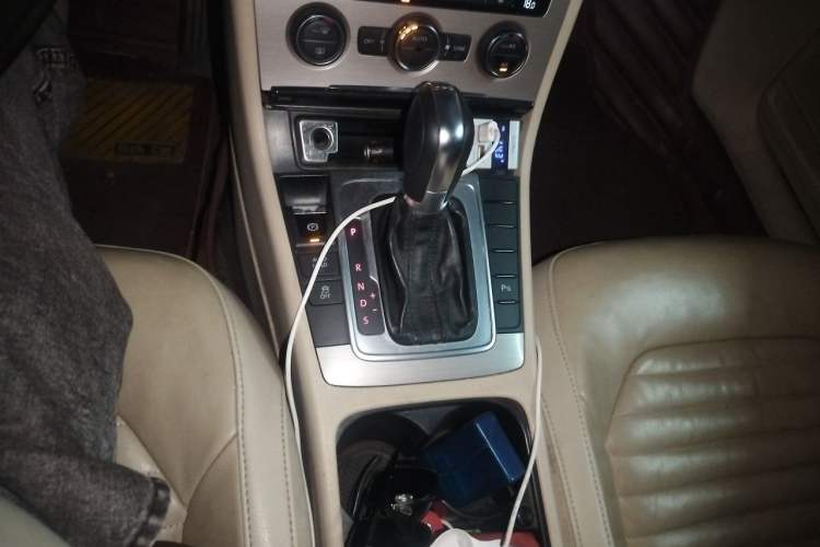 Used Volkswagen Magotan 2013 1.8TSI Luxury Model Gear Lever