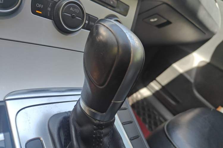 Used Volkswagen Magotan 2013 1.8TSI Luxury Model Gear Lever