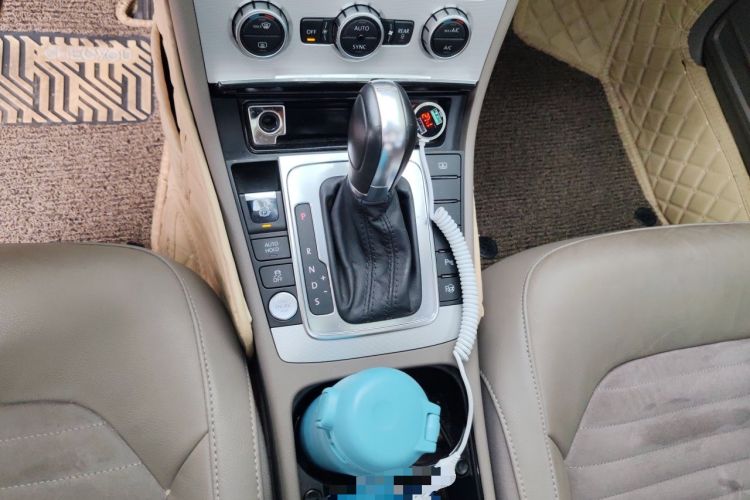 Used Volkswagen Magotan 2013 2.0 TSI Prestige Model Gear Lever