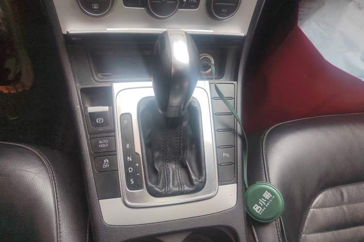 Used Volkswagen Magotan 2013 1.8TSI Luxury Model Gear Lever