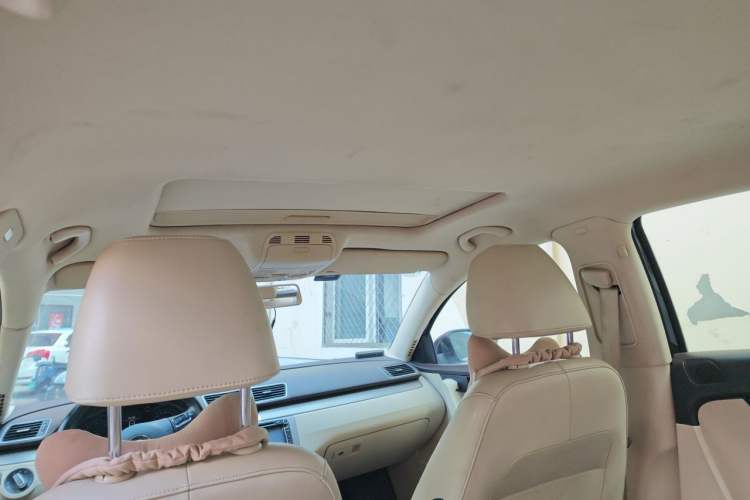 Used Volkswagen Magotan 2013 1.8TSI Premier Model Headliner