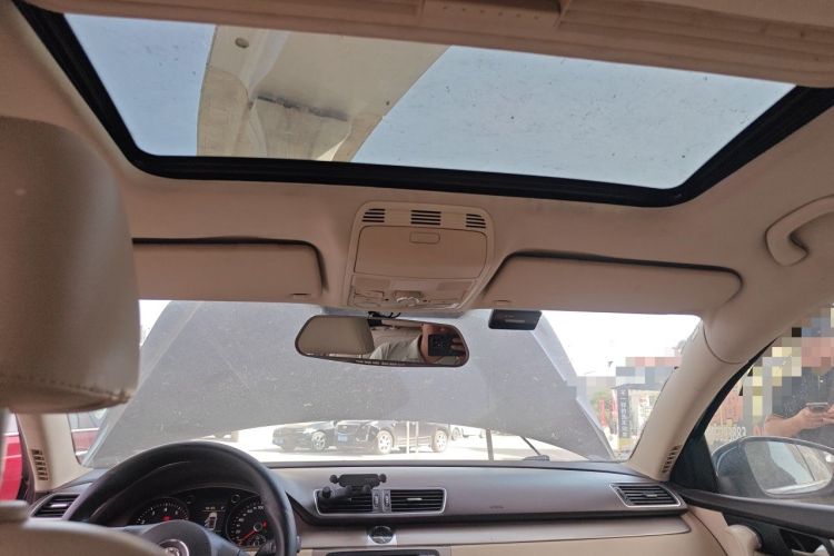 Used Volkswagen Magotan 2013 1.8TSI Premier Model Headliner