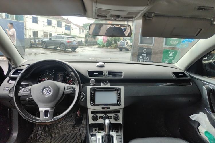 Used Volkswagen Magotan 2013 1.8TSI Luxury Model Headliner