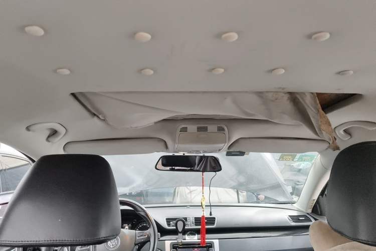 Used Volkswagen Magotan 2013 2.0 TSI Luxury Model Headliner