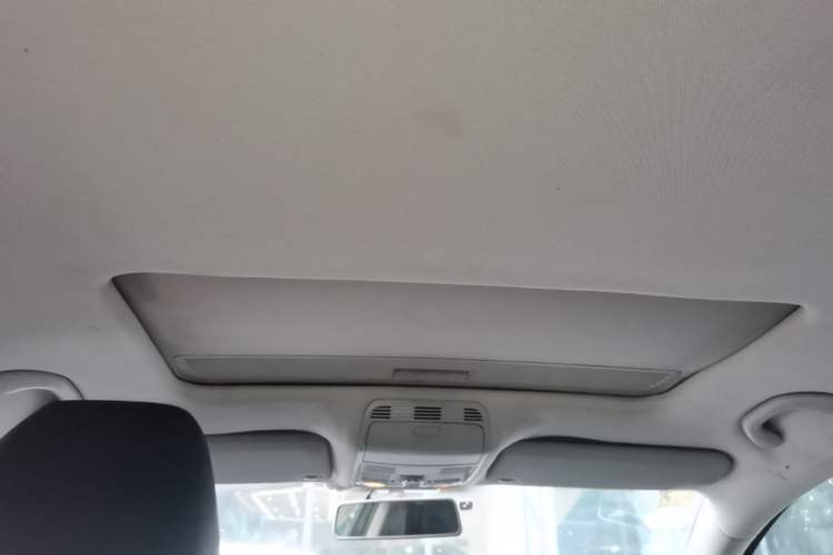 Used Volkswagen Magotan 2013 1.8TSI Luxury Model Headliner