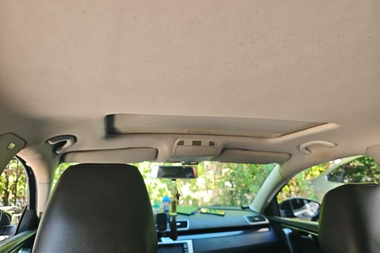 Used Volkswagen Magotan 2013 2.0 TSI Luxury Model Headliner