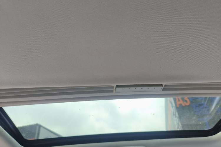 Used Volkswagen Magotan 2013 2.0 TSI Luxury Model Headliner