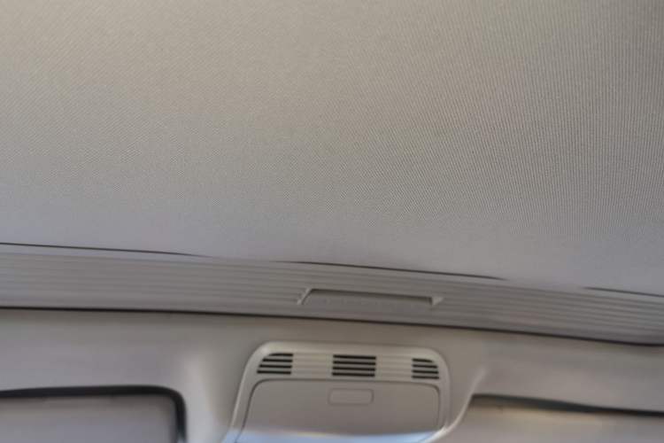 Used Volkswagen Magotan 2013 2.0 TSI Luxury Model Headliner