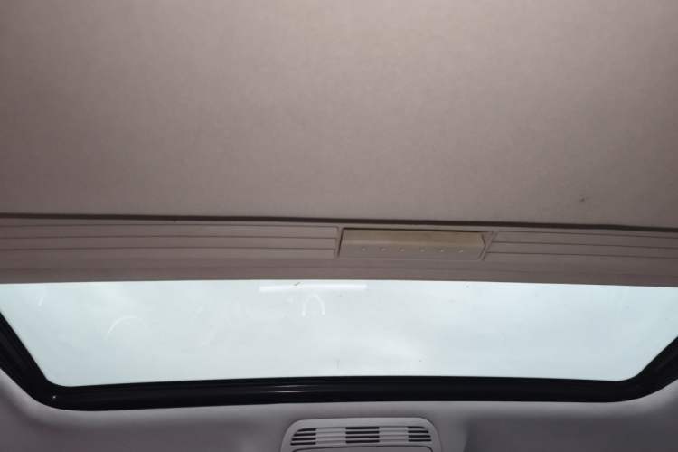 Used Volkswagen Magotan 2013 1.8TSI Luxury Model Headliner