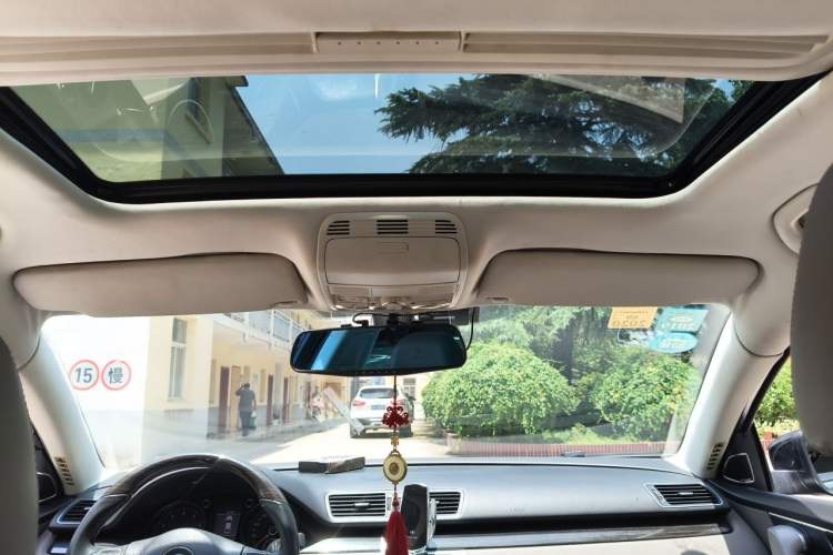 Used Volkswagen Magotan 2013 2.0 TSI Ultimate Model Headliner