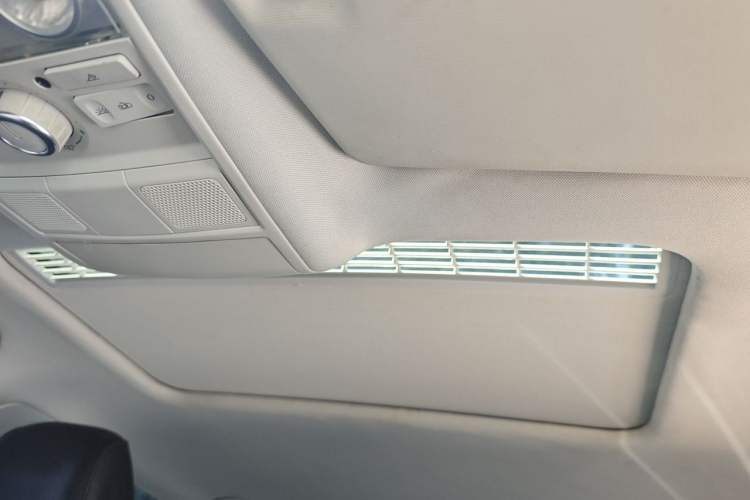 Used Volkswagen Magotan 2013 1.8TSI Prestige Model Headliner