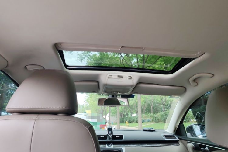 Used Volkswagen Magotan 2013 2.0 TSI Prestige Model Headliner