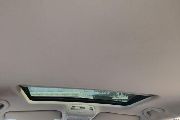Used Volkswagen Magotan 2013 1.8TSI Luxury Model Headliner