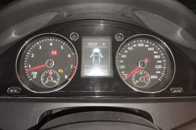 Used Volkswagen Magotan 2013 1.8TSI Luxury Model Instrument Cluster