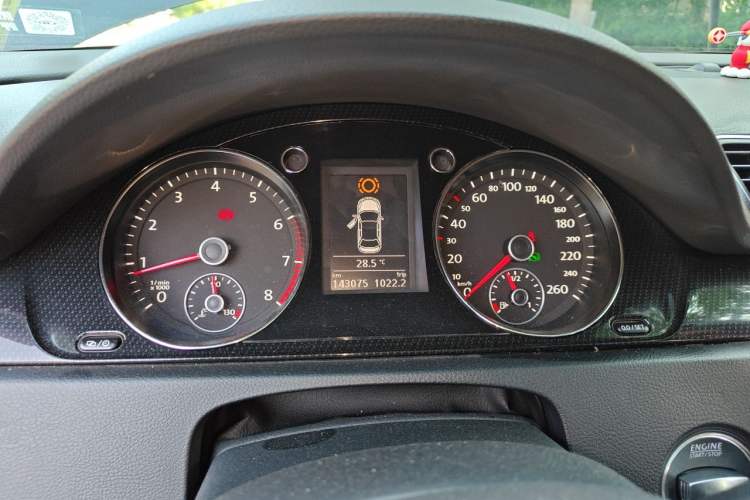 Used Volkswagen Magotan 2013 1.8TSI Luxury Model Instrument Cluster
