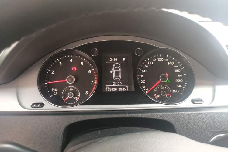 Used Volkswagen Magotan 2013 1.8TSI Premier Model Instrument Cluster