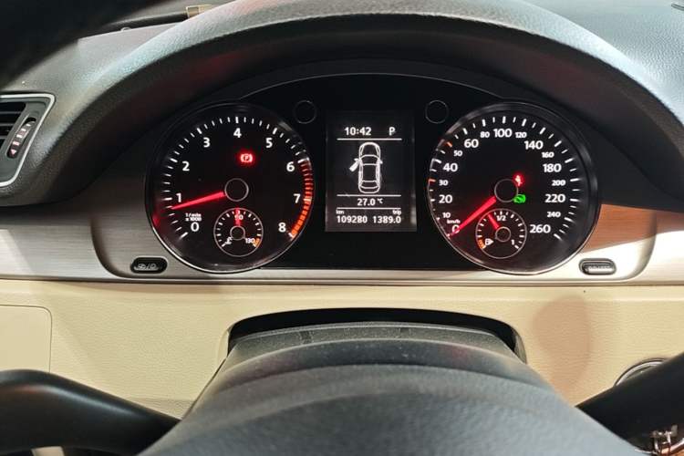 Used Volkswagen Magotan 2013 1.8TSI Premier Model Instrument Cluster