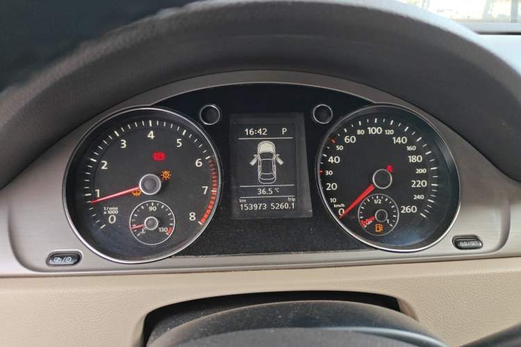 Used Volkswagen Magotan 2013 1.8TSI Premier Model Instrument Cluster