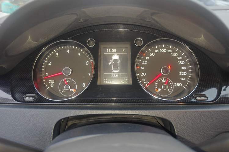 Used Volkswagen Magotan 2013 1.8TSI Luxury Model Instrument Cluster