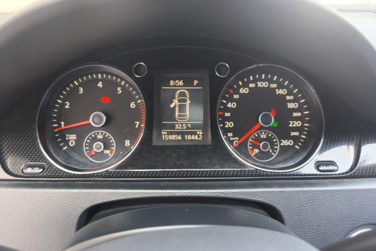 Used Volkswagen Magotan 2013 1.8TSI Comfort Model Instrument Cluster