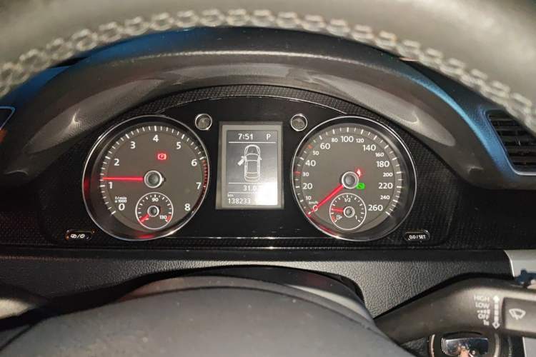 Used Volkswagen Magotan 2013 1.8TSI Luxury Model Instrument Cluster