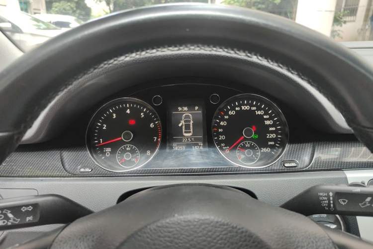 Used Volkswagen Magotan 2013 2.0 TSI Luxury Model Instrument Cluster