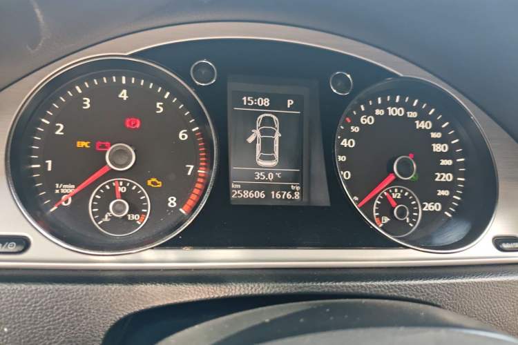 Used Volkswagen Magotan 2013 1.8TSI Premier Model Instrument Cluster