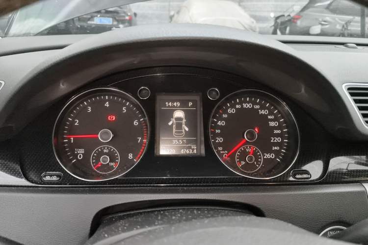 Used Volkswagen Magotan 2013 2.0 TSI Luxury Model Instrument Cluster