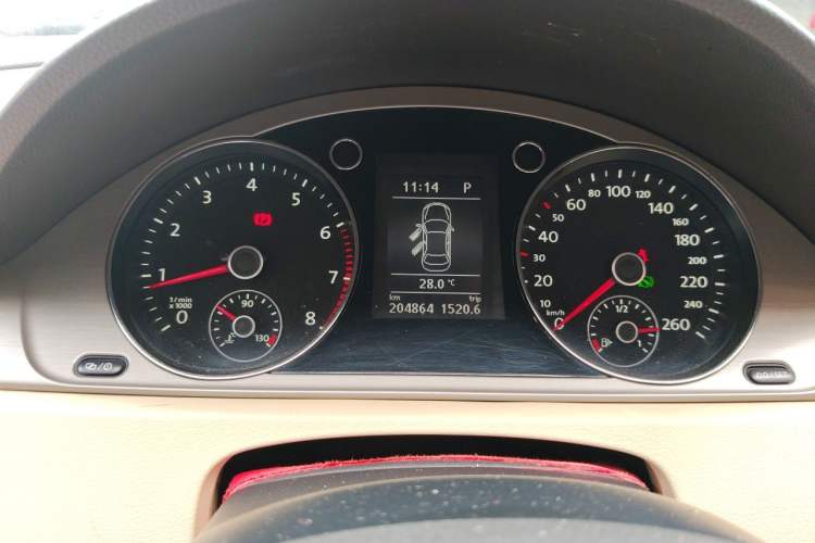 Used Volkswagen Magotan 2013 1.8TSI Luxury Model Instrument Cluster