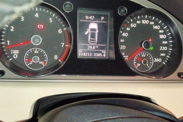 Used Volkswagen Magotan 2013 1.8TSI Premier Model Instrument Cluster