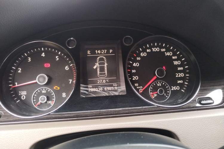 Used Volkswagen Magotan 2013 1.8TSI Luxury Model Instrument Cluster