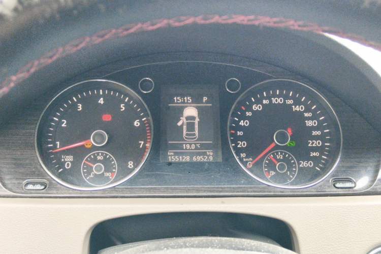 Used Volkswagen Magotan 2013 1.8TSI Prestige Model Instrument Cluster