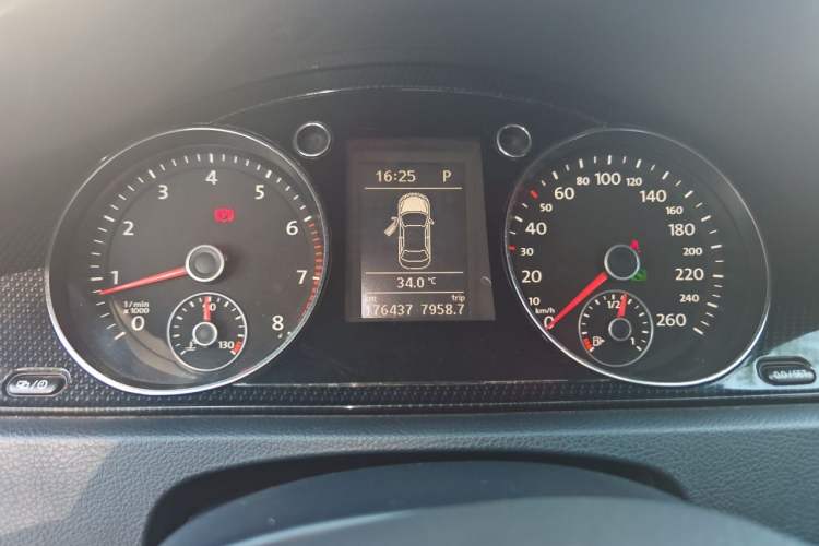 Used Volkswagen Magotan 2013 1.8TSI Luxury Model Instrument Cluster