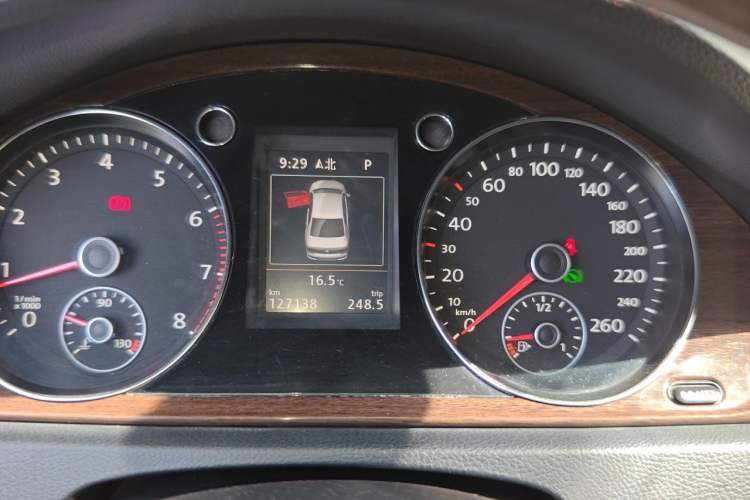 Used Volkswagen Magotan 2013 1.8TSI Prestige Model Instrument Cluster