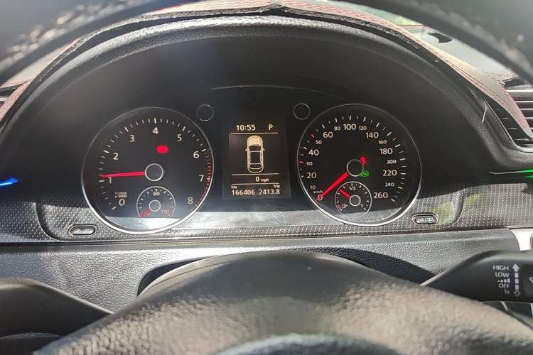 Used Volkswagen Magotan 2013 2.0 TSI Luxury Model Instrument Cluster