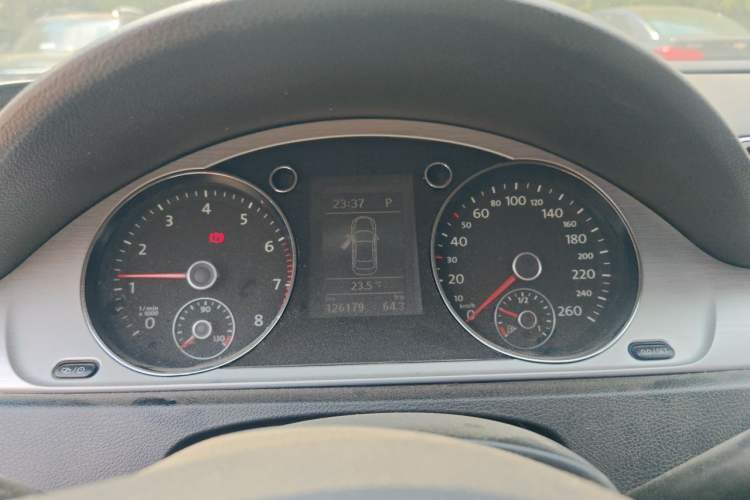 Used Volkswagen Magotan 2013 1.8TSI Comfort Model Instrument Cluster