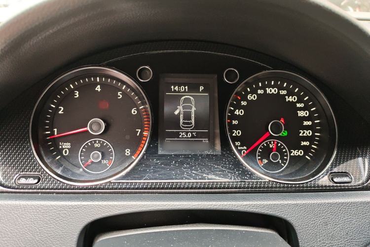 Used Volkswagen Magotan 2013 1.8TSI Luxury Model Instrument Cluster