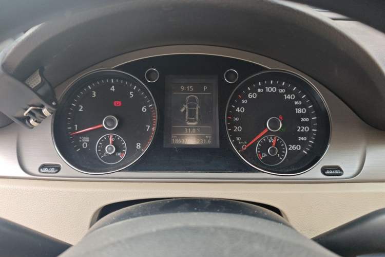 Used Volkswagen Magotan 2013 1.8TSI Premier Model Instrument Cluster