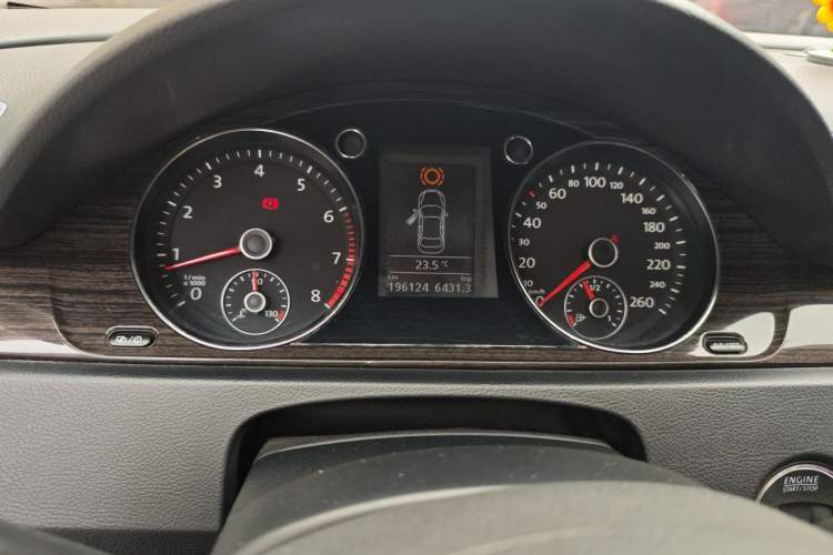 Used Volkswagen Magotan 2013 1.8TSI Prestige Model Instrument Cluster